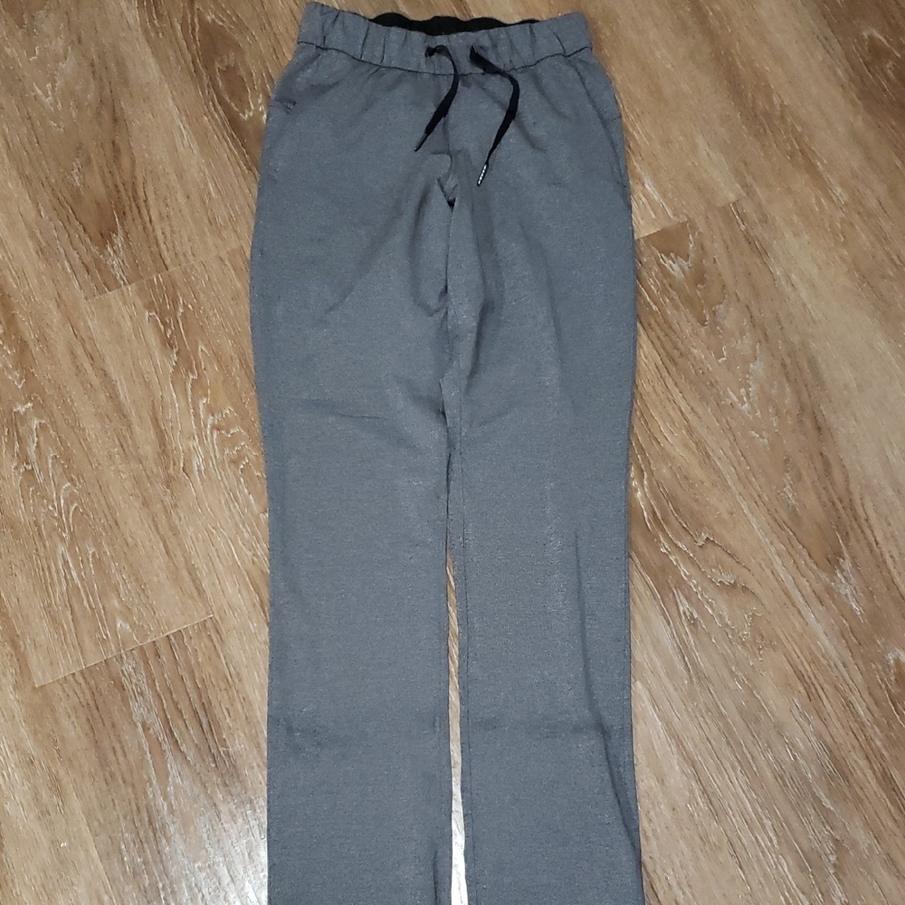 (4) Lululemon Athletica Jogging Pants Loungewear Loose Relaxed Active Outdoor